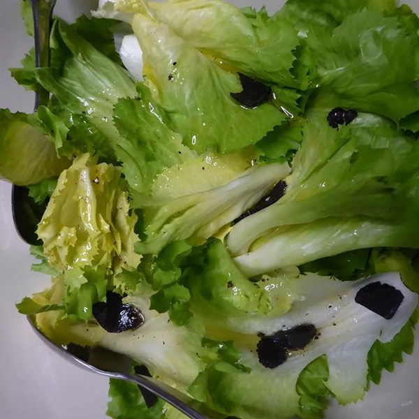 Salad with truffle (La salade truffée)