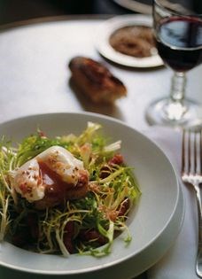 Salade frisée lardons