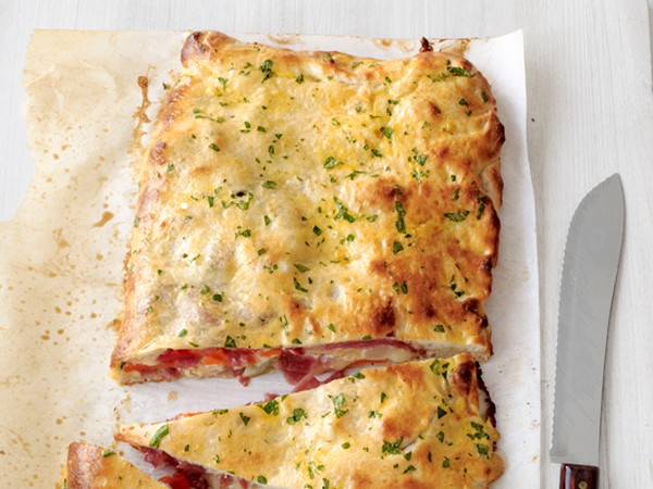 Salami-mozzarella calzone