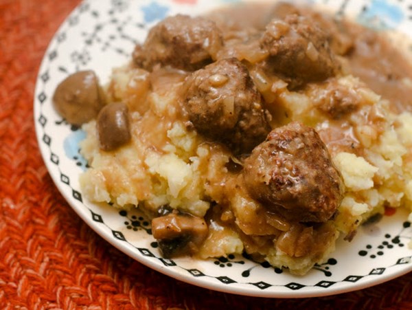 Salisbury steak meatballs with mushroom gravy