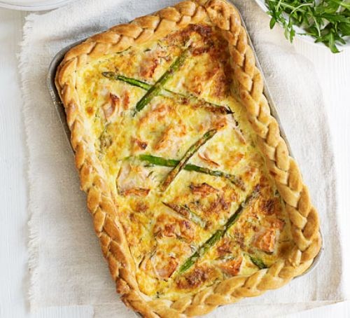Salmon & asparagus quiche