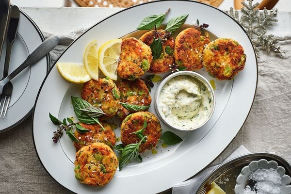 Salmon and broad bean fish cakes with lemon mayo