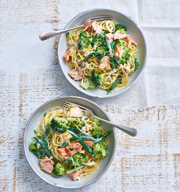 Salmon and broccoli spaghetti
