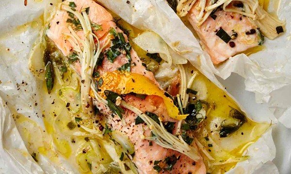 Salmon and fennel en papillote