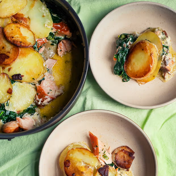 Salmon and spinach pie