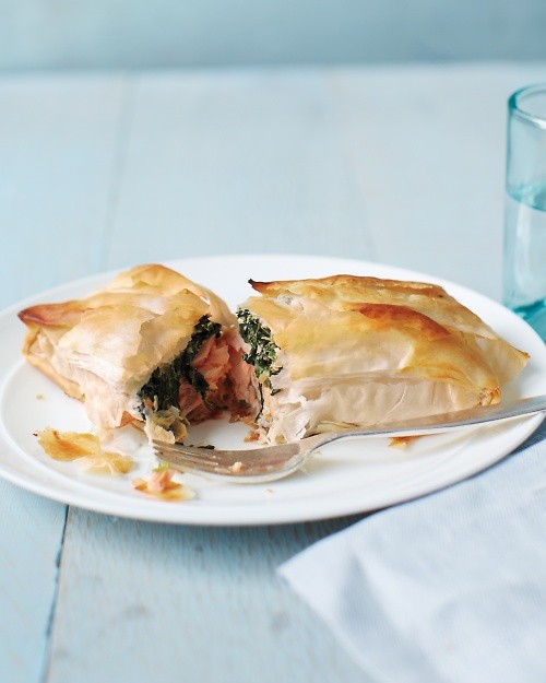 Salmon-and-spinach rolls