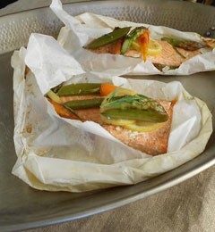 Salmon and spring vegetables baked in paper
