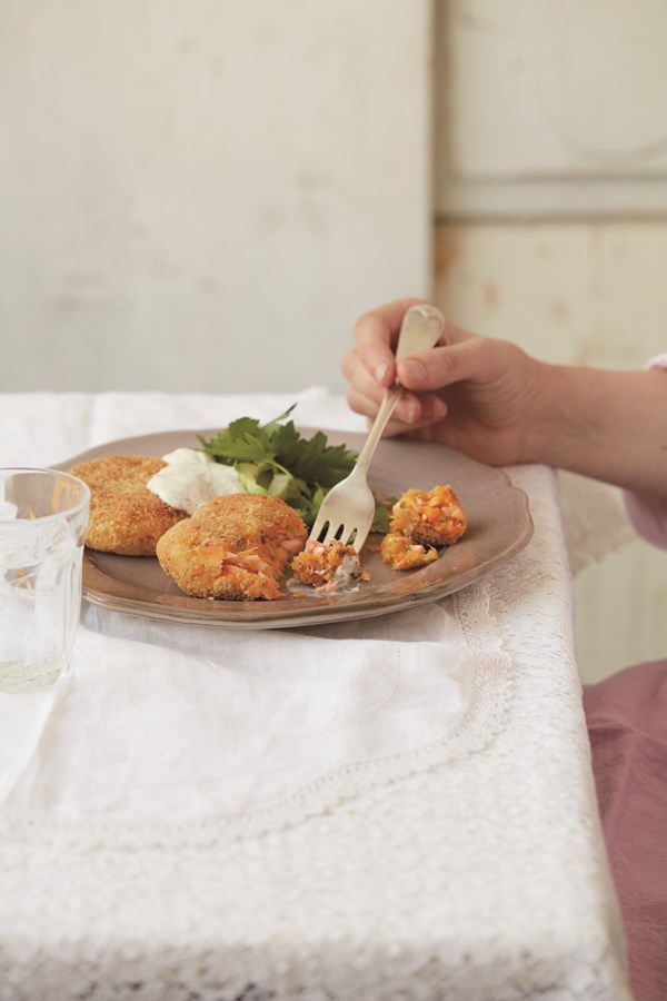 Salmon and sweet potato fishcakes with lime za'atar yogurt