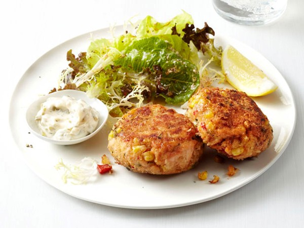 Salmon cakes with salad