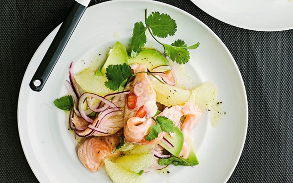 Salmon ceviche with grapefruit and avocado