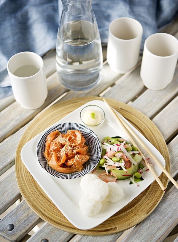Salmon crudo and sushi rice