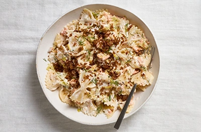Salmon, dill & leek pasta with rye