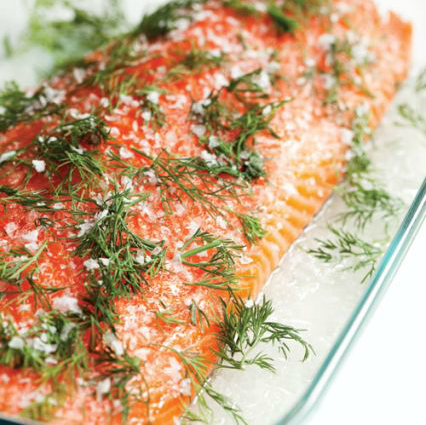 Salmon gravlax