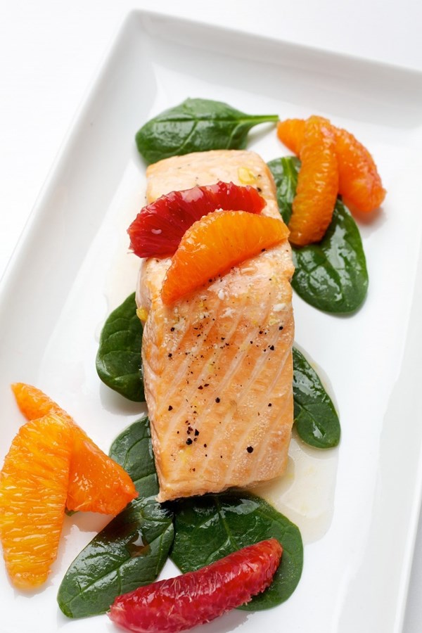 Salmon in orange sauce (Salmone in salsa d'arancia)