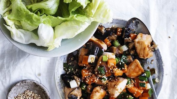 Salmon sang choy bao