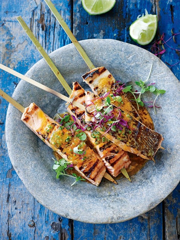 Salmon skewers with crab and chilli lime butter