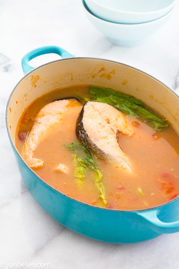 Salmon tamarind miso soup (Sinigang na salmon sa miso)