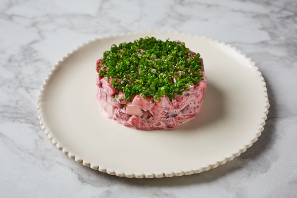 Salmon tartare with beetroot, orange and pear