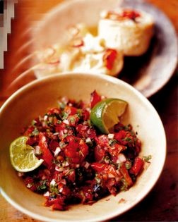 Salsa fresca or salsa cruda
