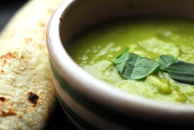 Salsa verde with papalo