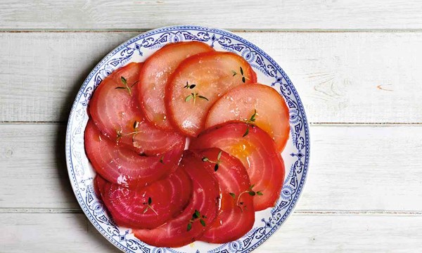 Salt-baked beetroot