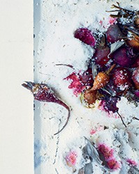 Salt-baked caraway beet hors d'oeuvres