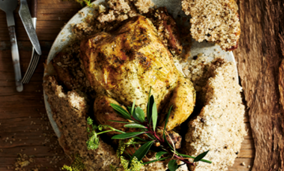 Salt-baked chicken in pepperberry and wild fennel