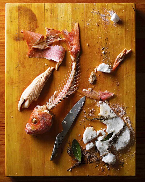Salt-baked red snapper (Lubina a la sel)
