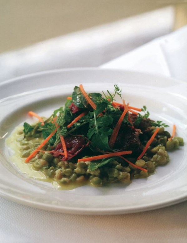 Salt beef and green split lentil salad