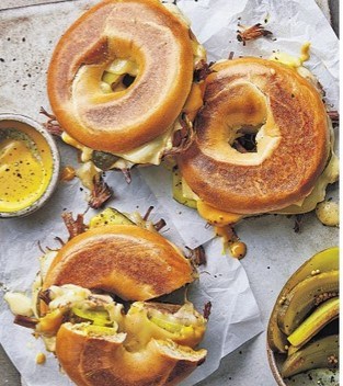 Salt beef, Emmental & pickle bagelini
