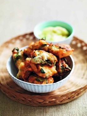 Salt cod fritters with spinach