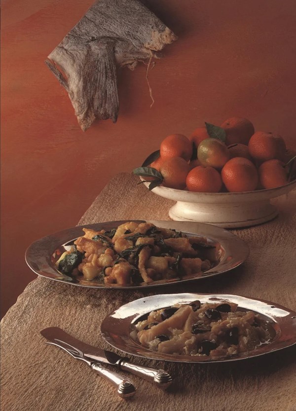 Salt cod with chickpeas (Bacalao con garbanzos)