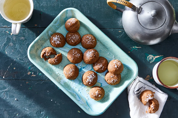 Salted almond butter cookies