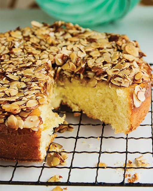 Salted almond praline cake