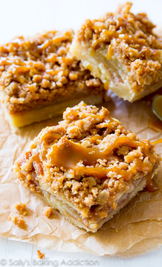 Salted caramel apple pie bars