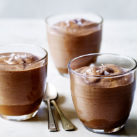 Salted caramel chocolate mousse 