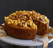 Salted caramel Christmas cake