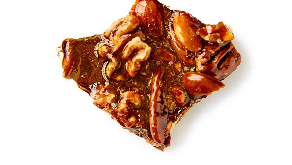 Salted caramel nuts