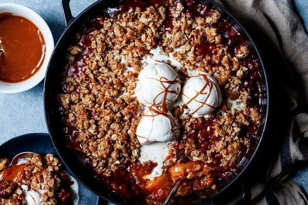Salted caramel peach crisp