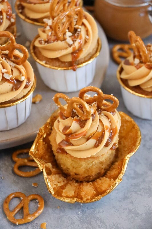 Salted caramel pretzel cupcakes