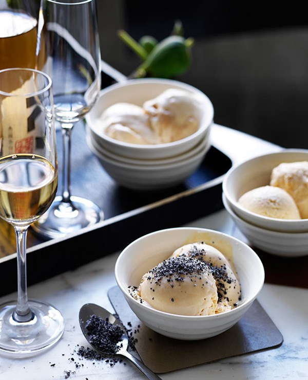 Salted-caramel semifreddo
