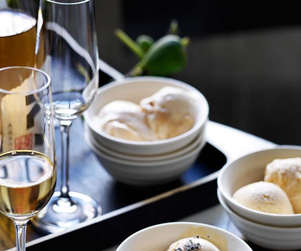 Salted-caramel semifreddo