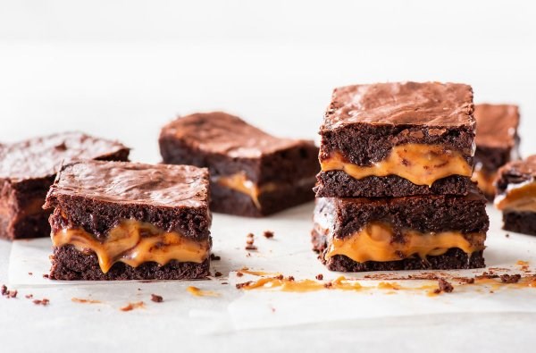 Salted-caramel-stuffed brownies