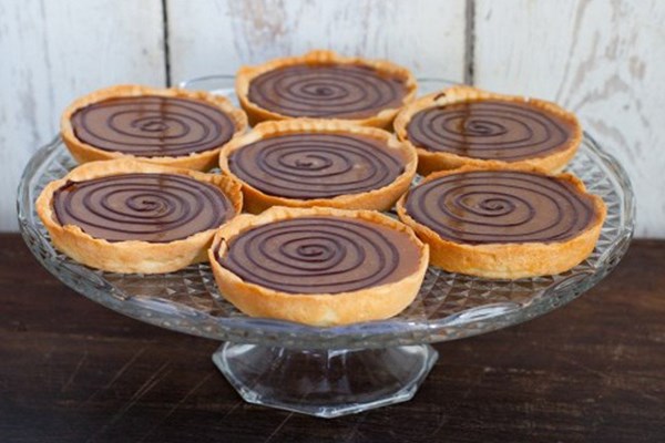 Salted caramel tart