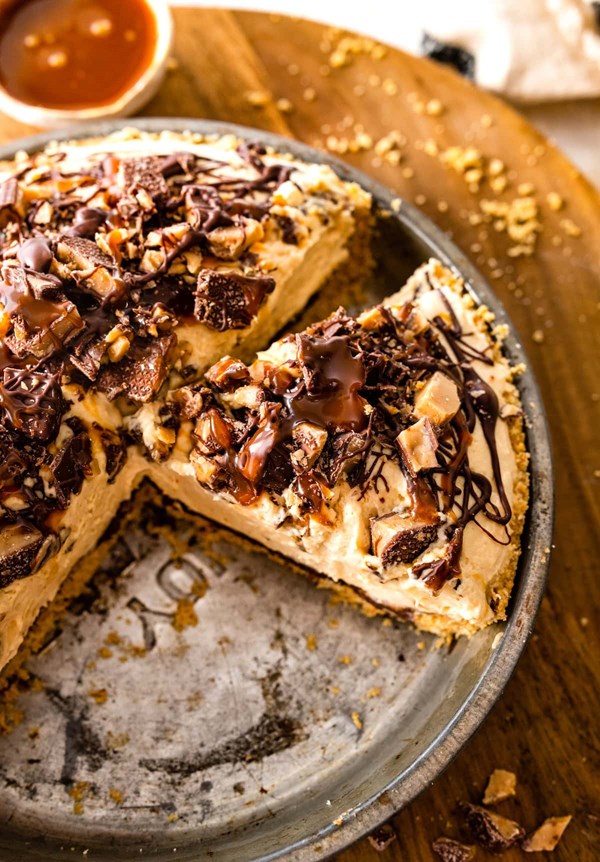 Salted caramel toffee pie