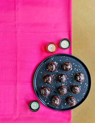 Salted chocolate besan ladoos