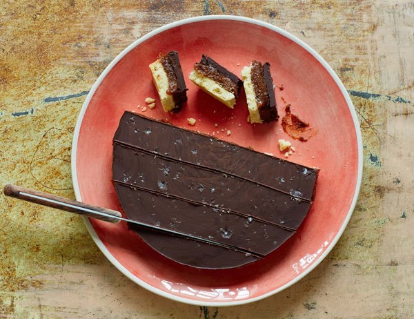 Salted date caramel biscuit slices