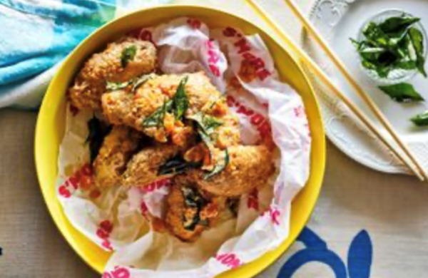 Salted duck yolk fried chicken wings [Grace Chen]
