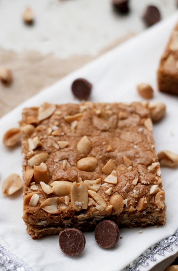 Salted peanut blondies