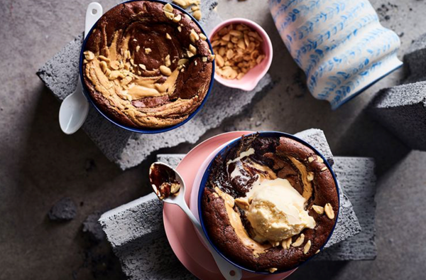 Salted peanut brownie puddings